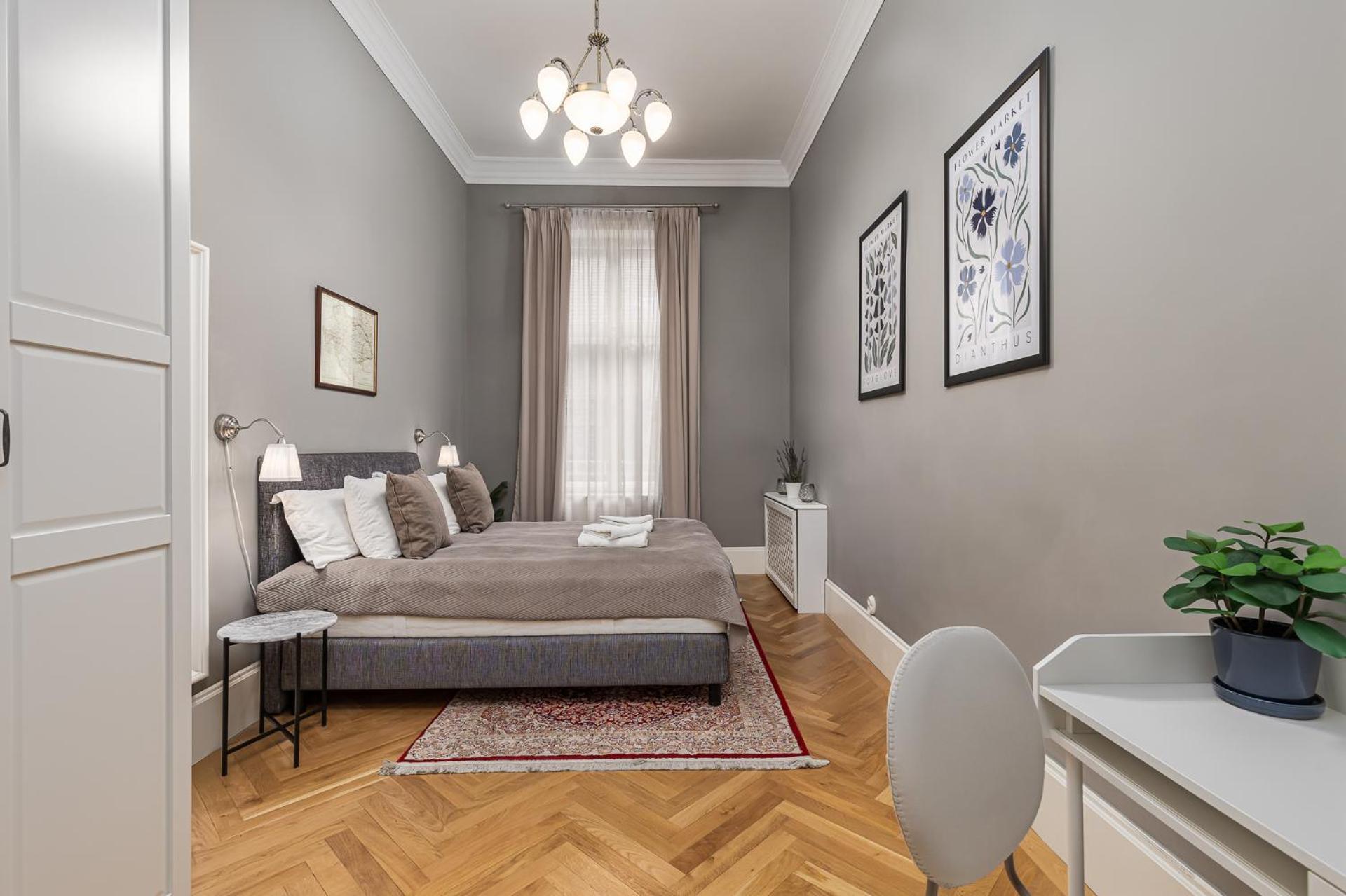 Spacious Victorian By Grand Boulevard Apartamento Budapeste